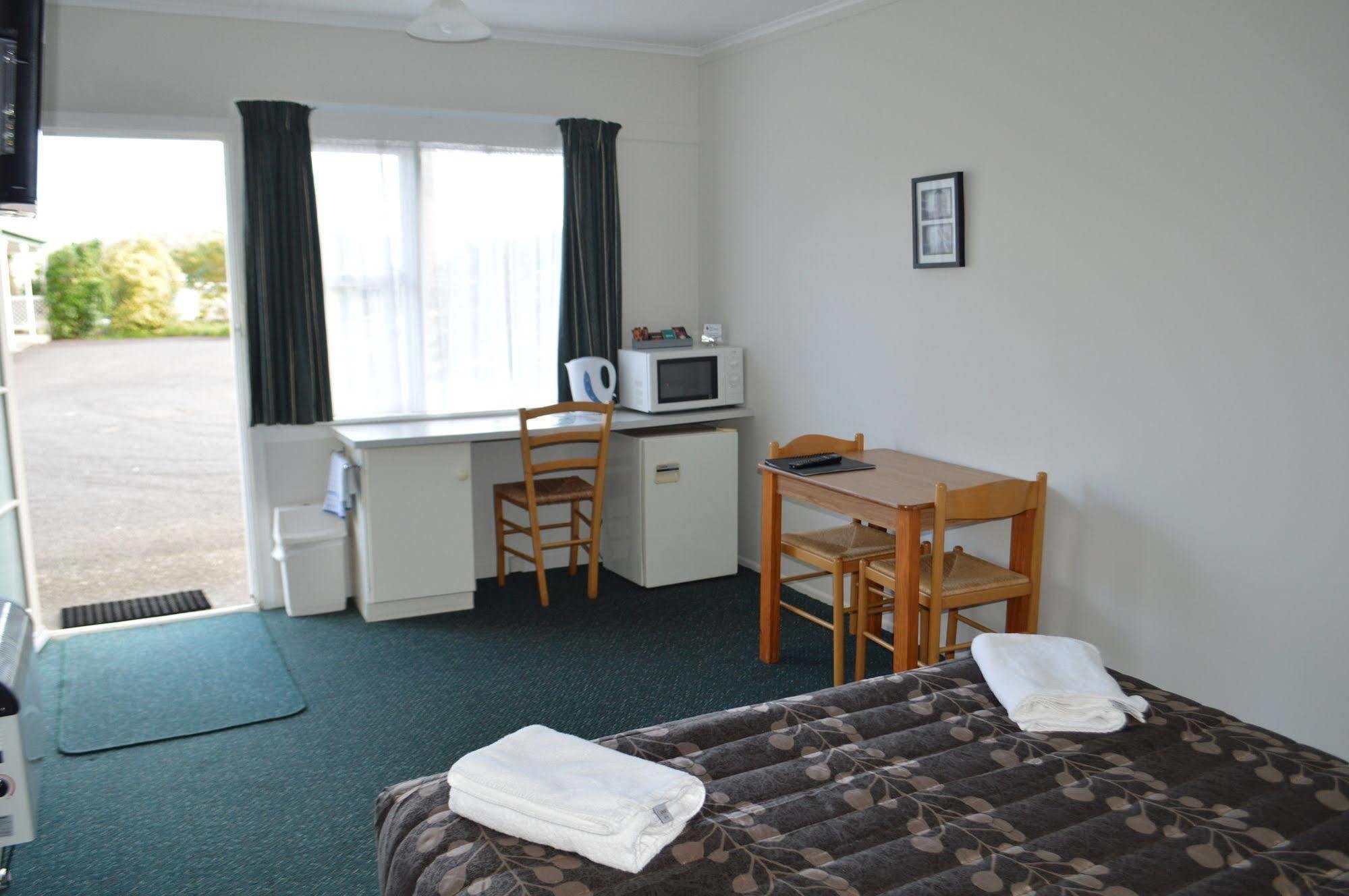 Palm Motel Waihi Exterior photo